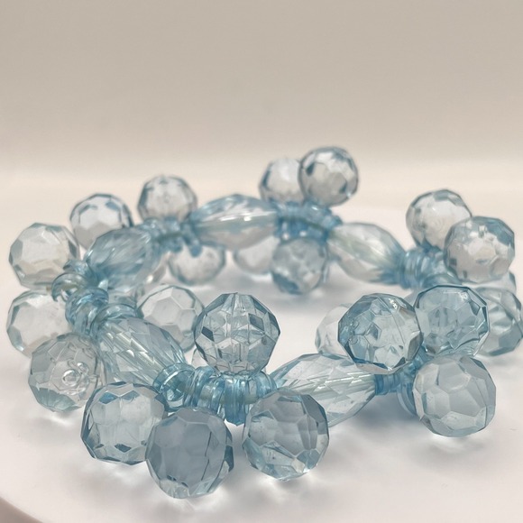 Jewelry - Vintage Y2K Blue Lucite Acrylic Faceted Bead Stretch Chunk Cluster Bracelet